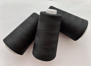 Nici overlock czarne
